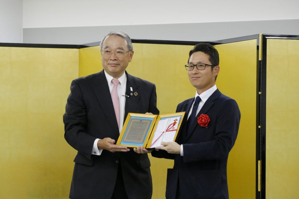 MujinRobot Palletizer Receives Robotics Innovation Prize of the Logistics Grand Prizes