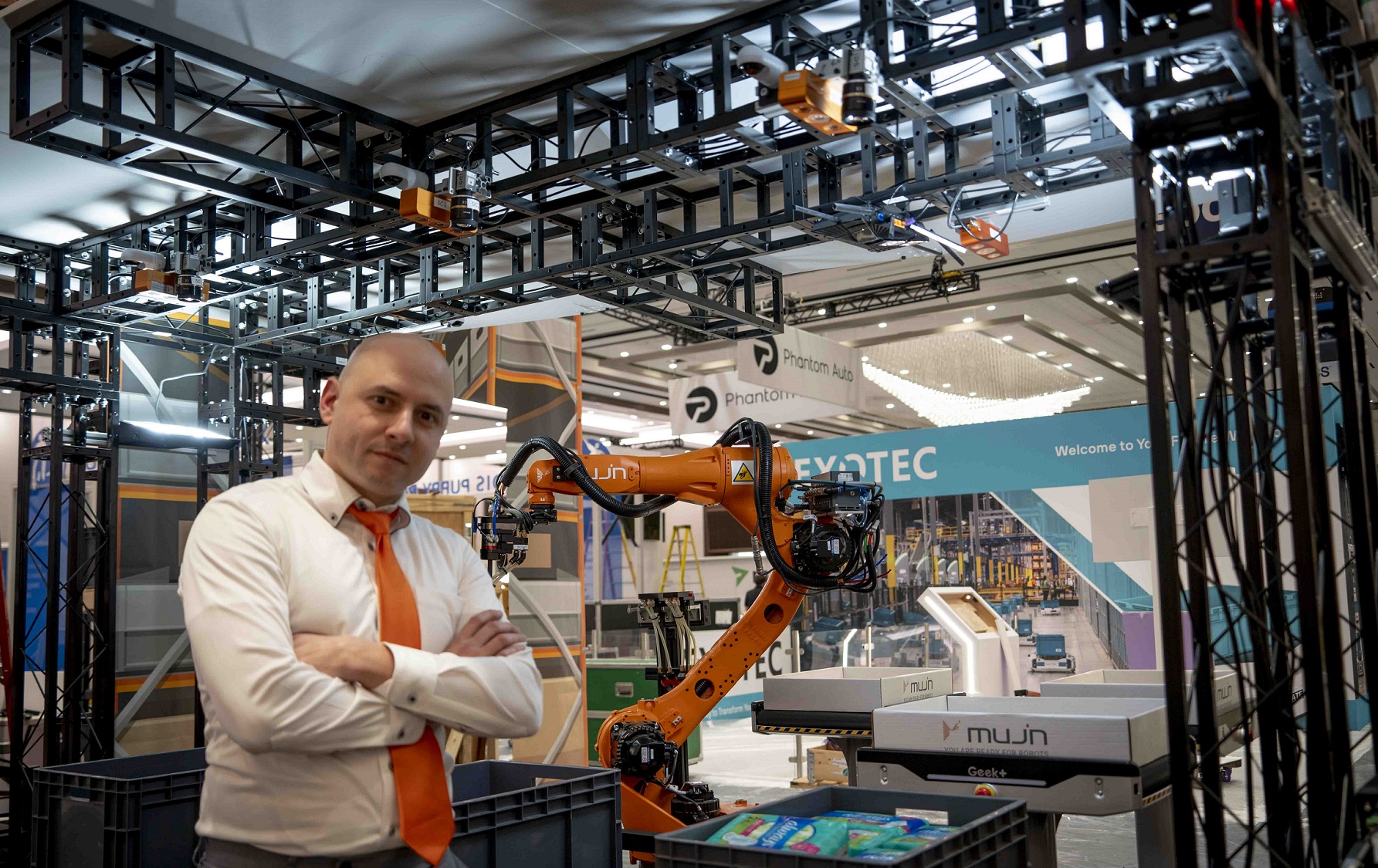 Mujin and Geek+ to Debut Total Order Fulfillment Automation at Manifest Logistics Show in Las Vegas