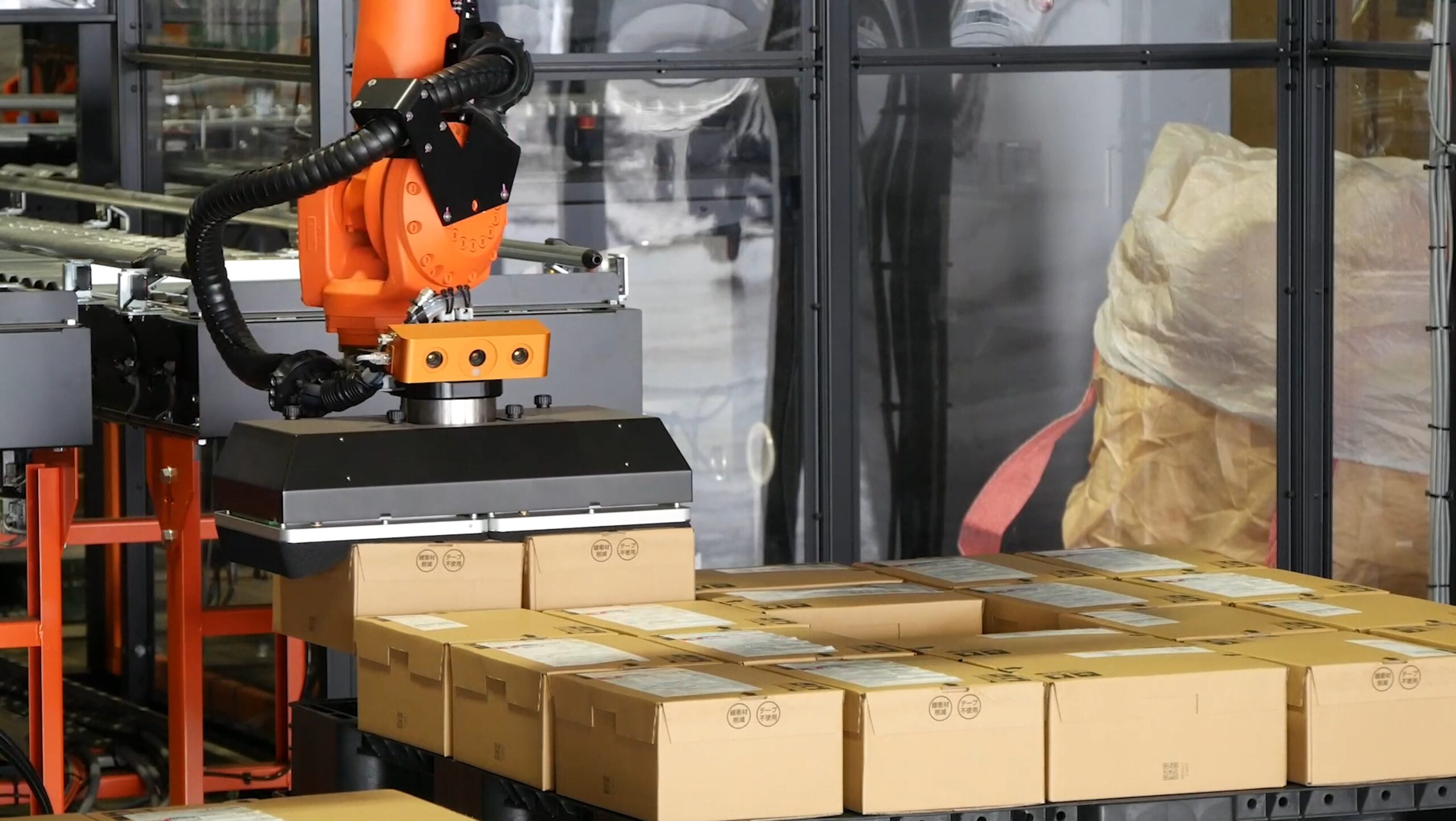 On-the-fly Mixed-SKU Palletizing at Trusco Nakayama’s Flagship Distribution Center: An Innovative Leap Forward